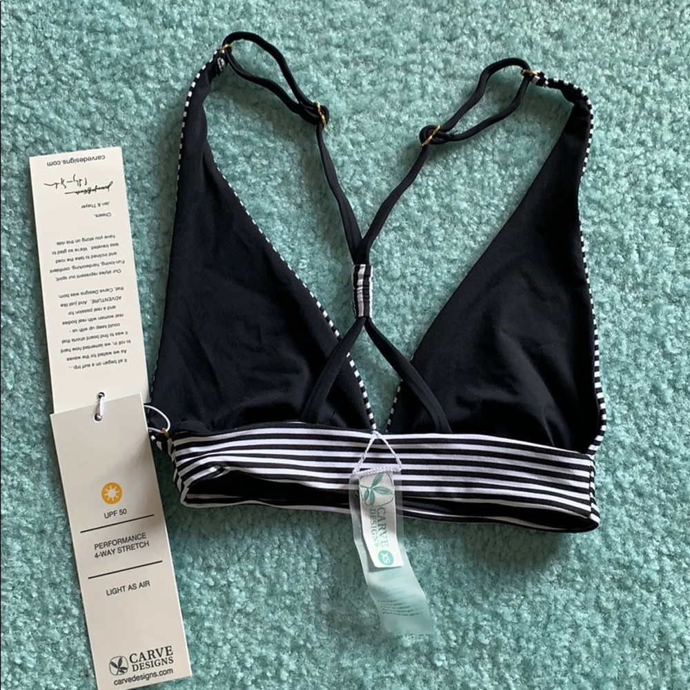 NWT Reversible Horizon/Black Marbella Rev. Top - Picture 2 of 9